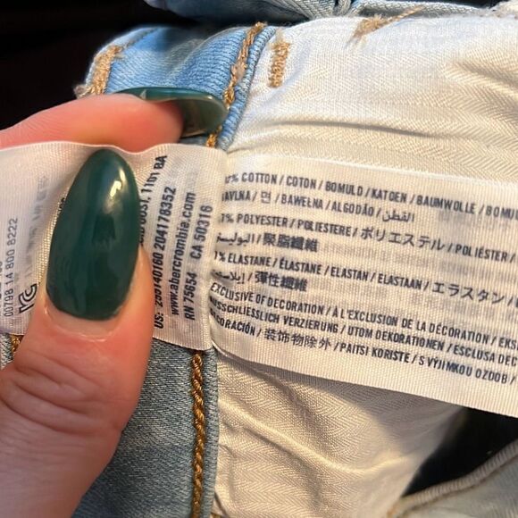 Abercrombie Kids Girl's Blue Light Wash Super Skinny Slim Denim Jeans Size 11/12 - Picture 7 of 7